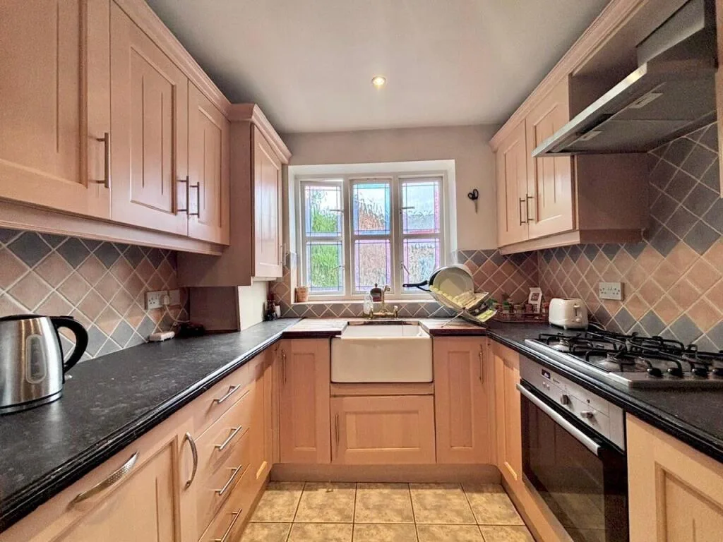 3 bedroom apartment for rent