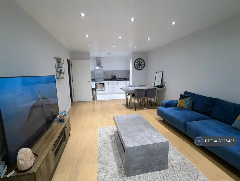 2 bedroom flat for rent
