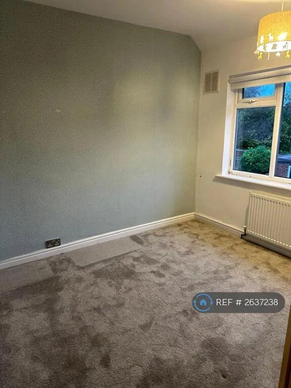 2 bedroom semi-detached house for rent