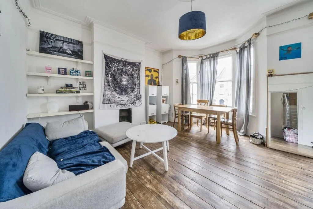 3 bedroom flat for rent