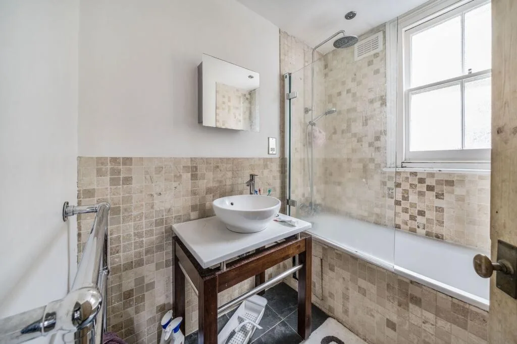 3 bedroom flat for rent