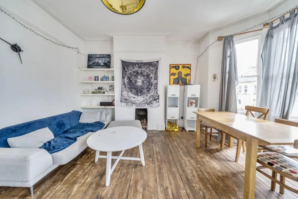 3 bedroom flat for rent