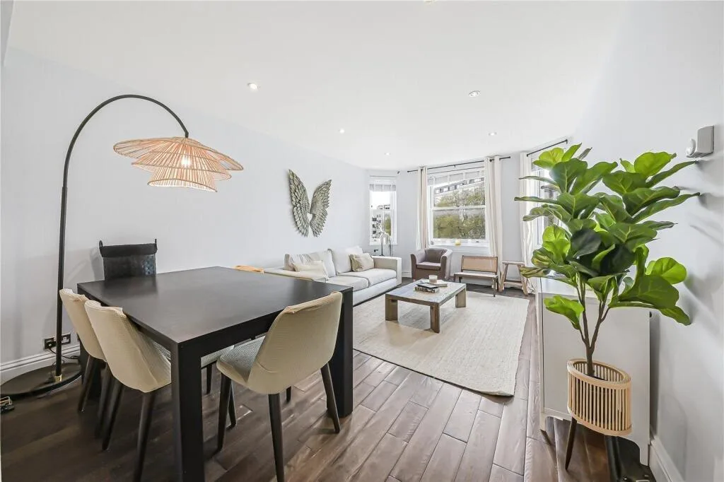 2 bedroom flat for rent