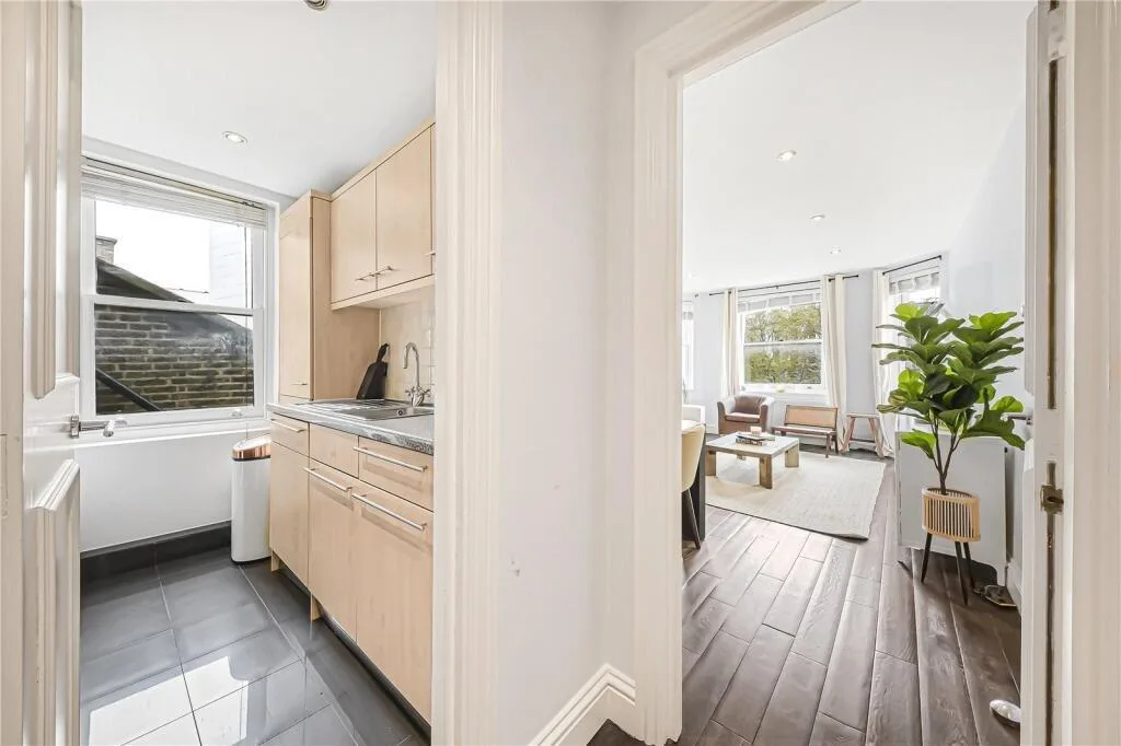 2 bedroom flat for rent