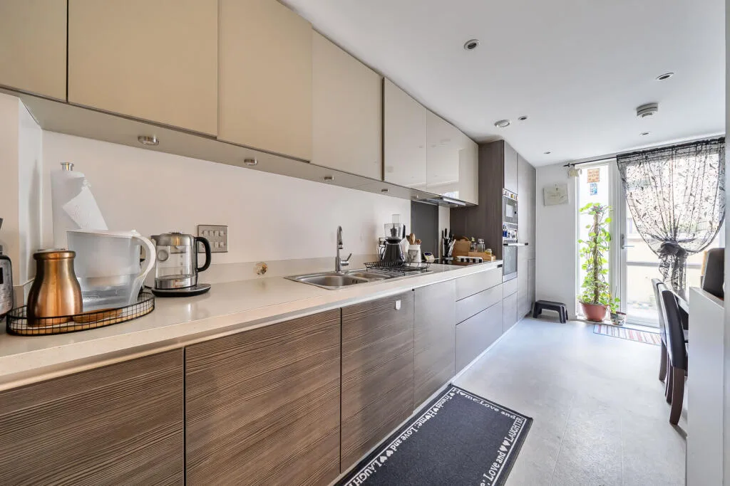3 bedroom flat for rent