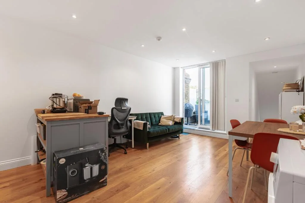 2 bedroom property for rent