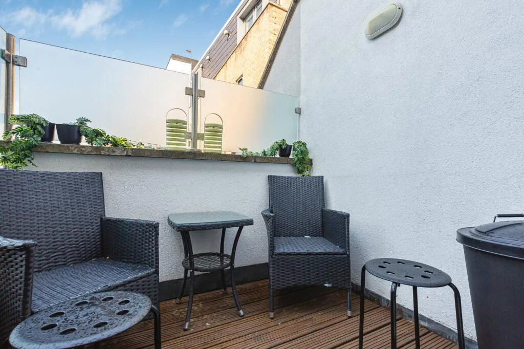 2 bedroom property for rent