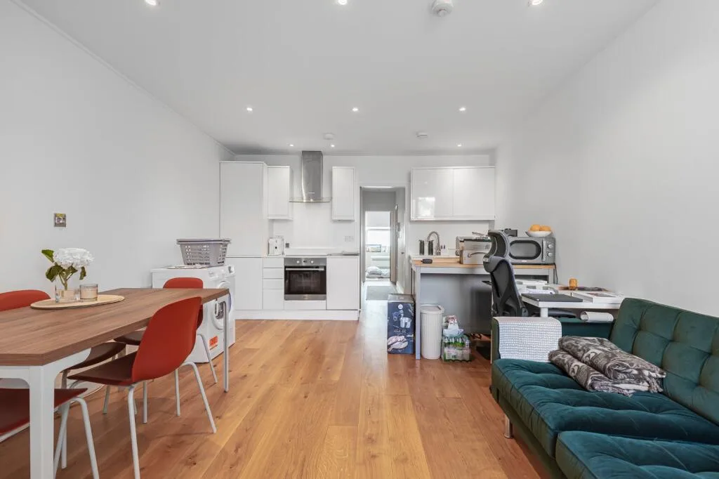 2 bedroom property for rent