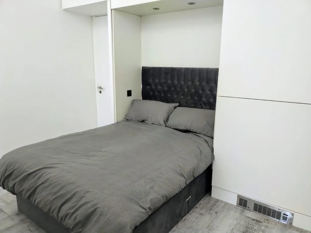Studio flat for rent