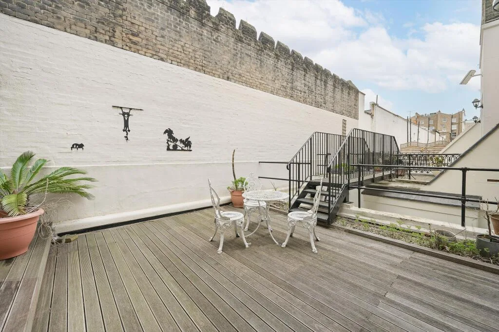 2 bedroom flat for rent