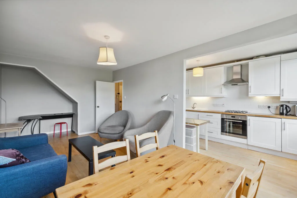 2 bedroom flat for rent