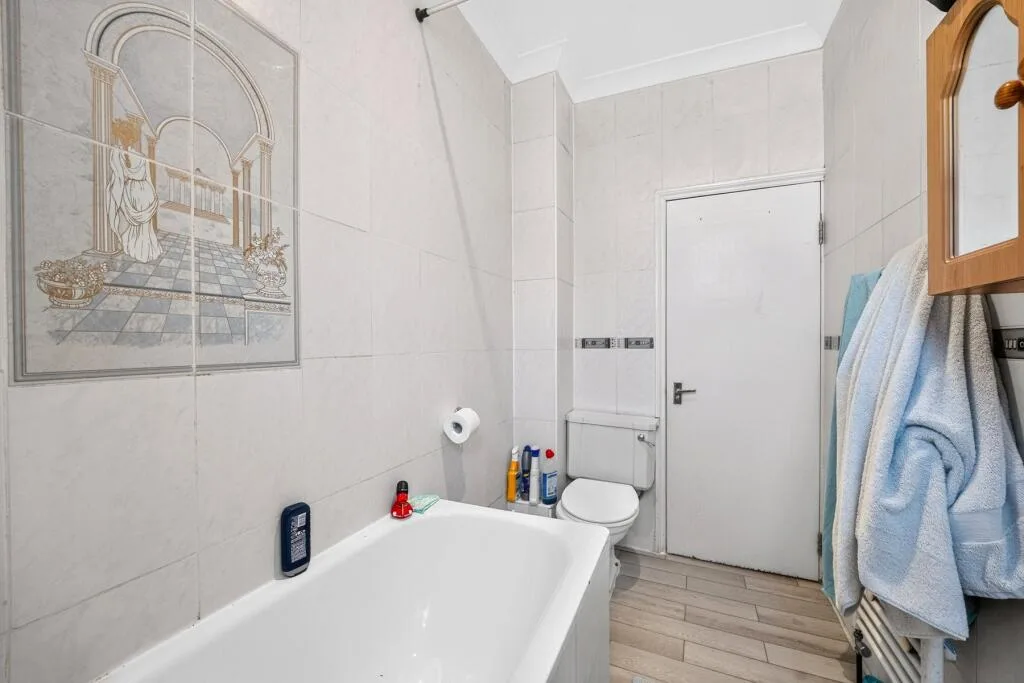 3 bedroom maisonette for rent