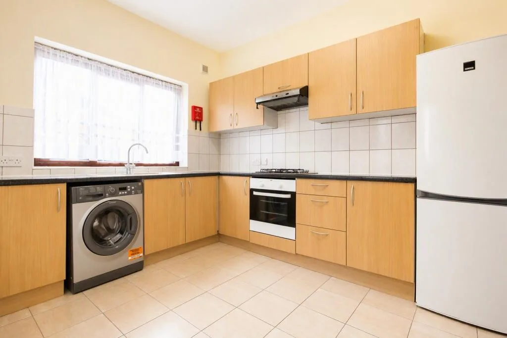 3 bedroom flat for rent