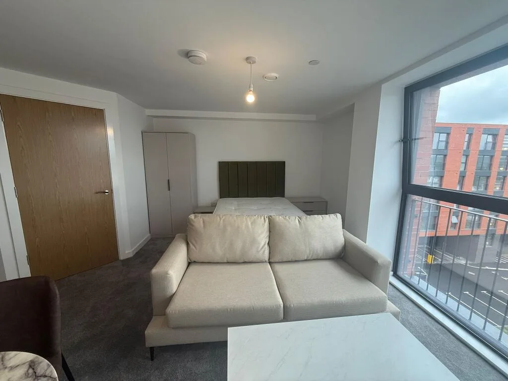 Studio flat for rent