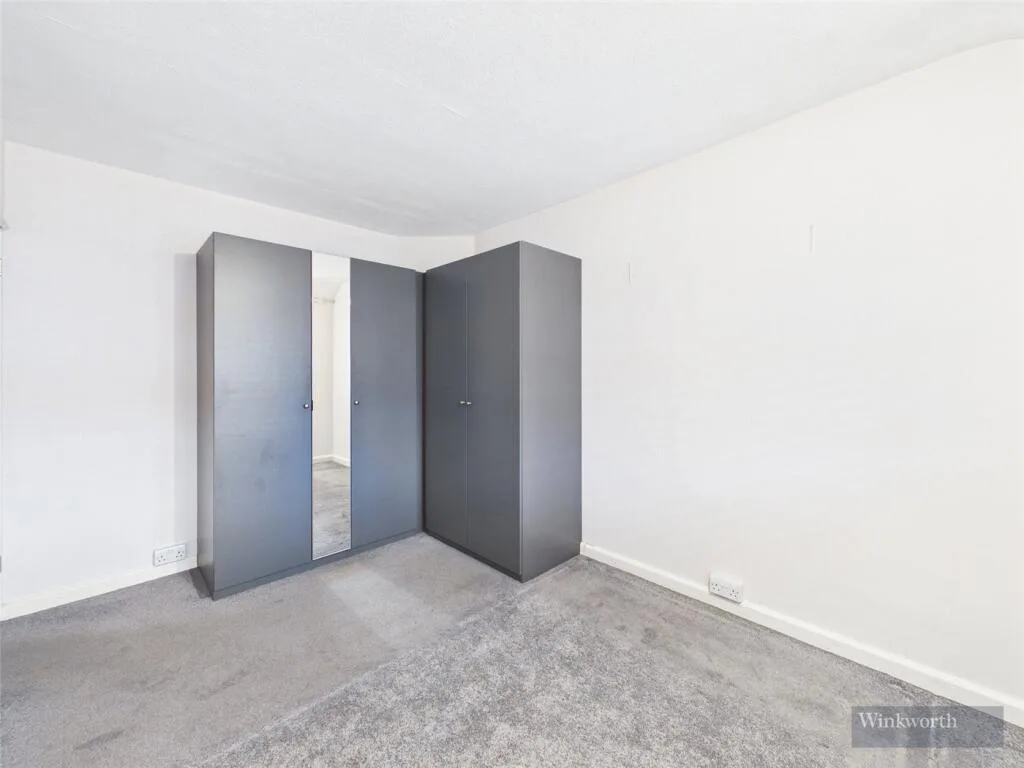 3 bedroom semi-detached house for rent