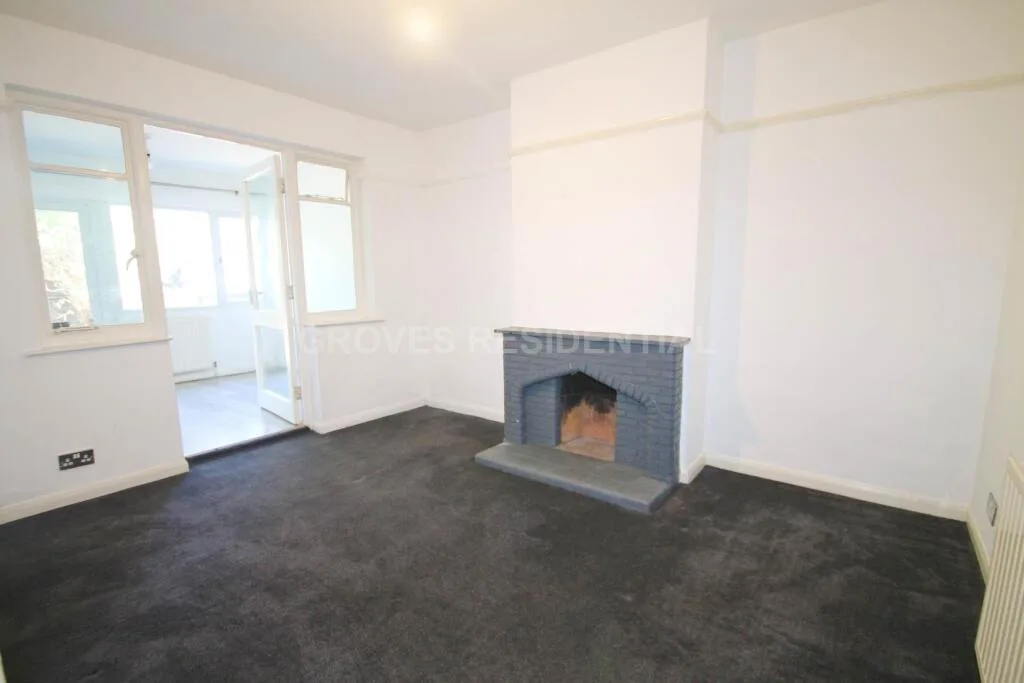 3 bedroom end of terrace house for rent
