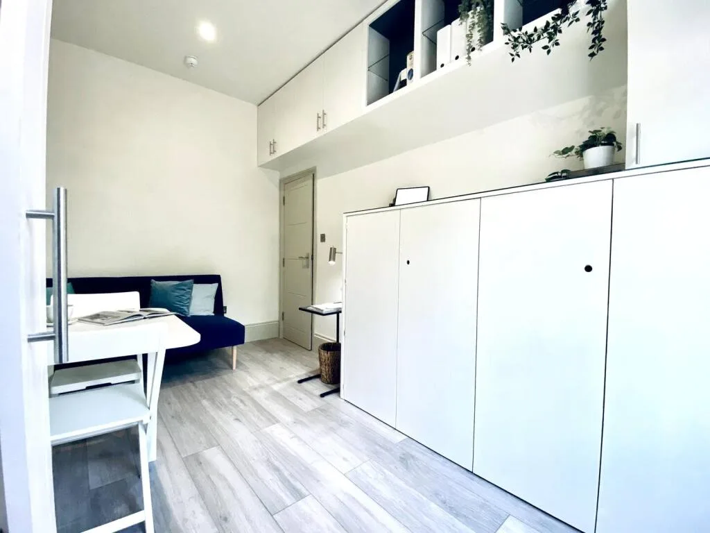Studio flat for rent