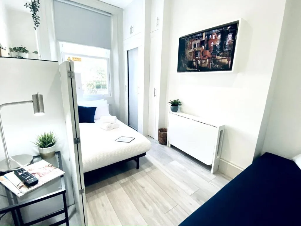 Studio flat for rent