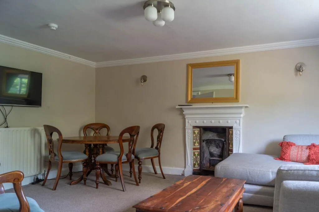 4 bedroom flat for rent
