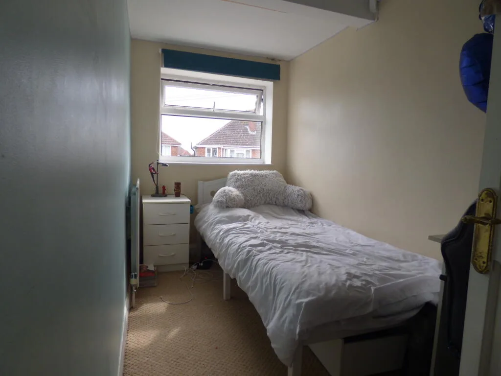 3 bedroom semi-detached house for rent