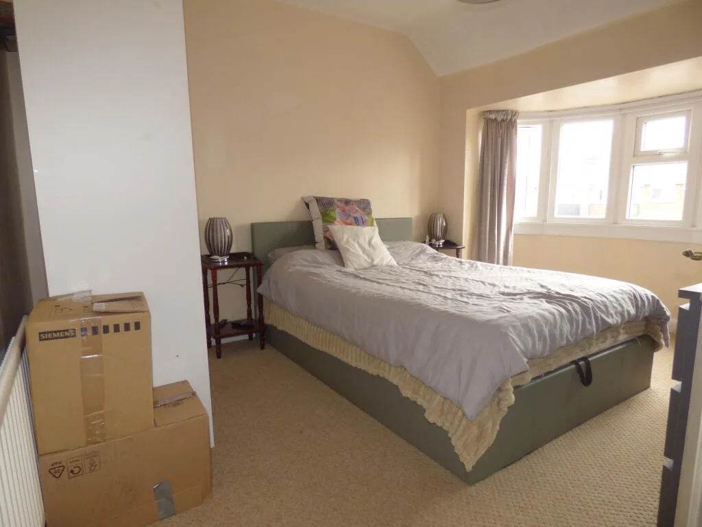 3 bedroom semi-detached house for rent