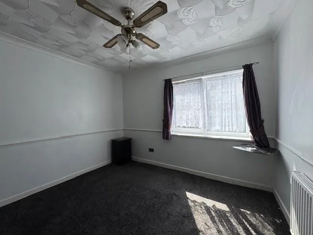 2 bedroom house for rent