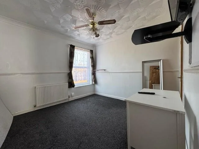 2 bedroom house for rent