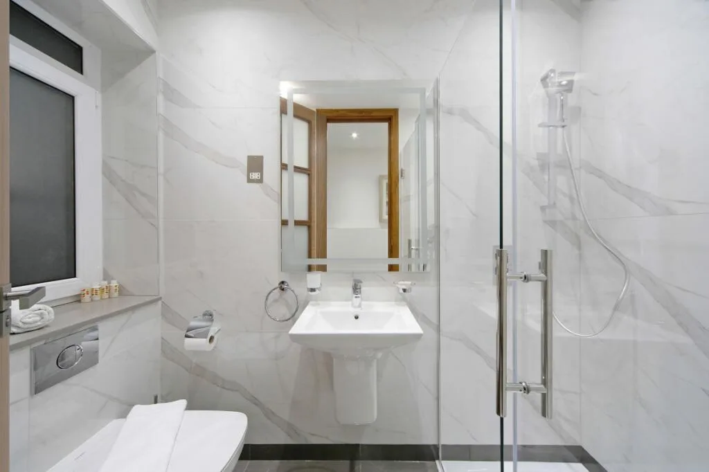 4 bedroom flat for rent