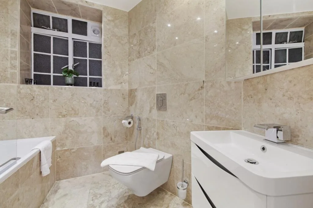 4 bedroom flat for rent