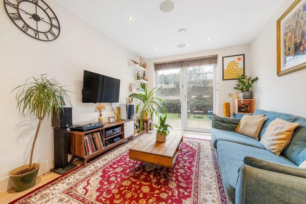 1 bedroom flat for rent
