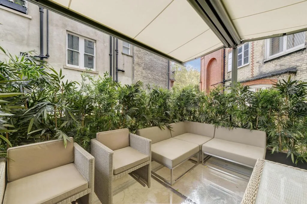 4 bedroom flat for rent