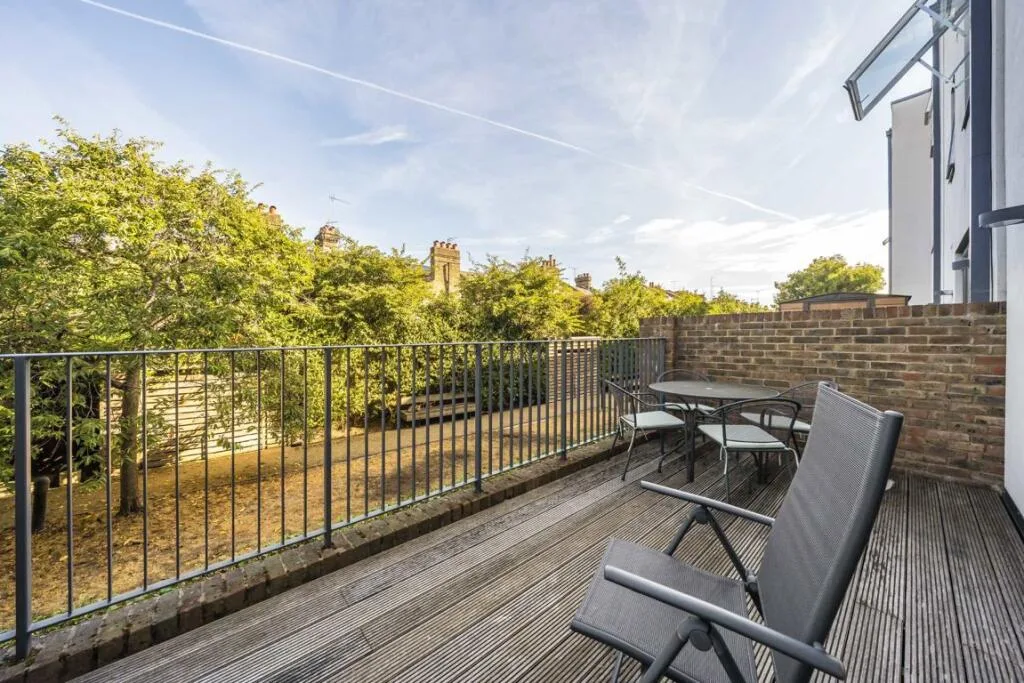 2 bedroom flat for rent