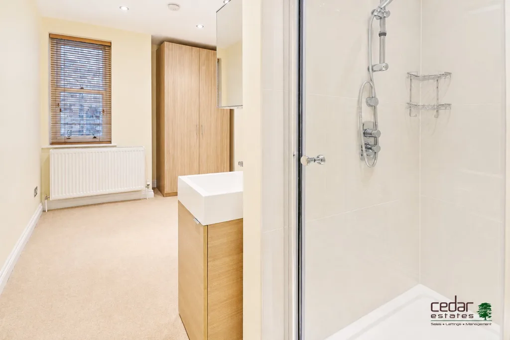 3 bedroom flat for rent