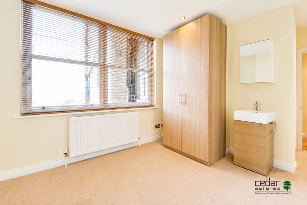 3 bedroom flat for rent