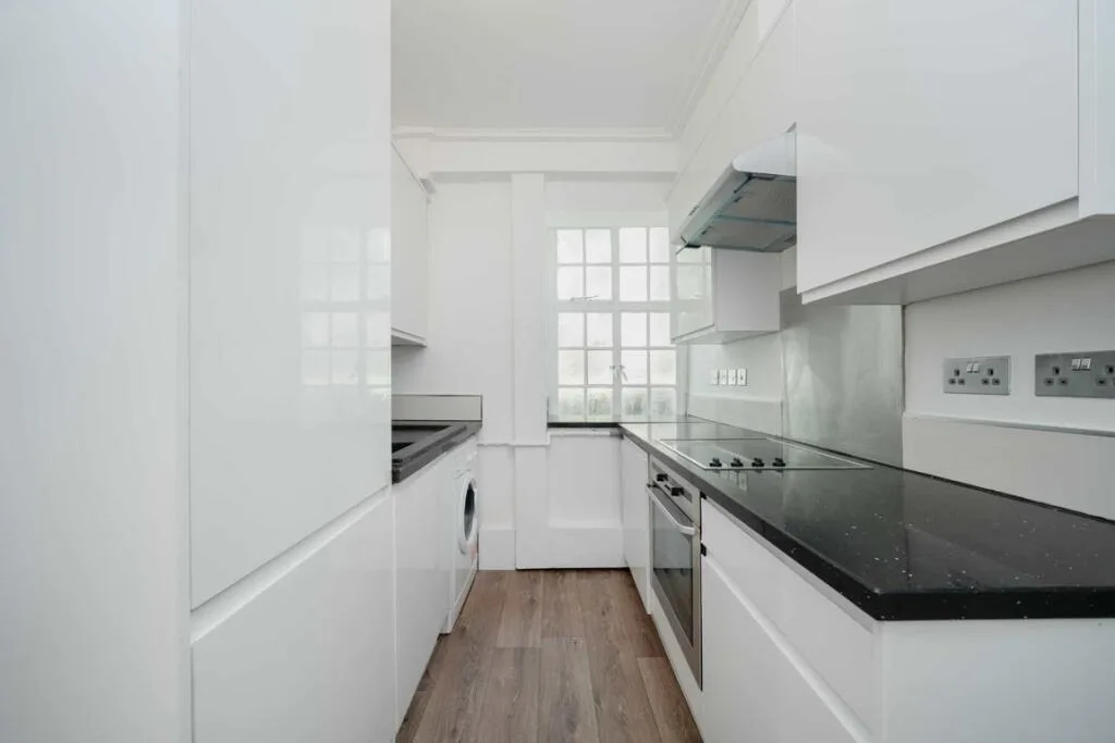 3 bedroom flat for rent