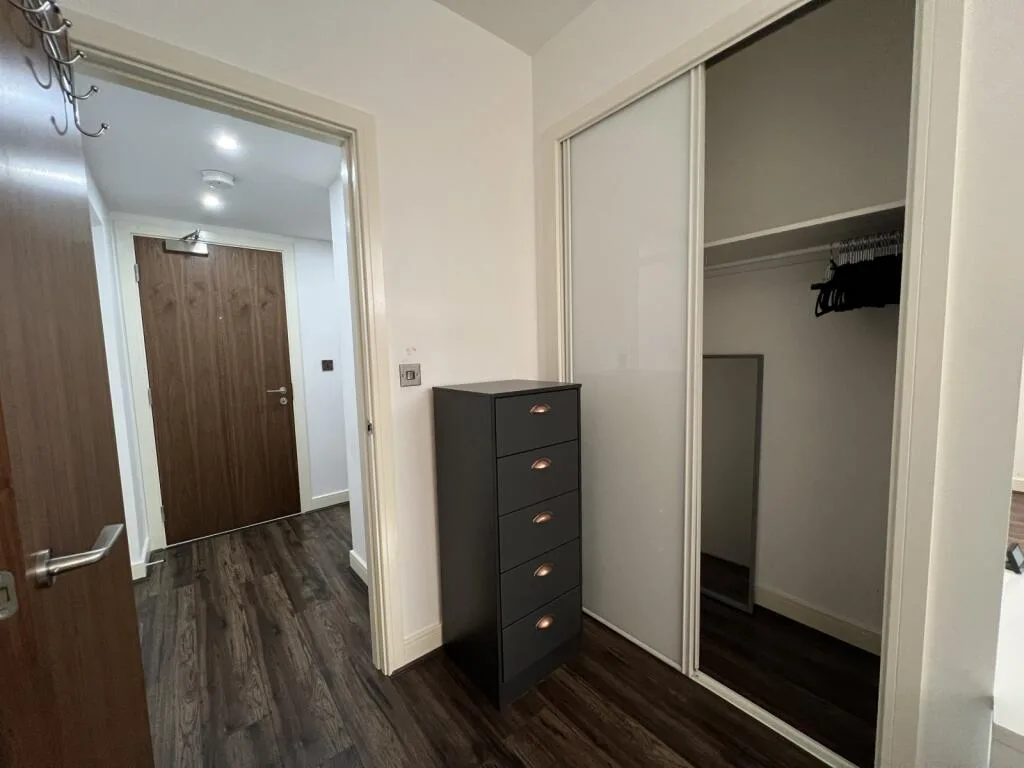 Studio flat for rent