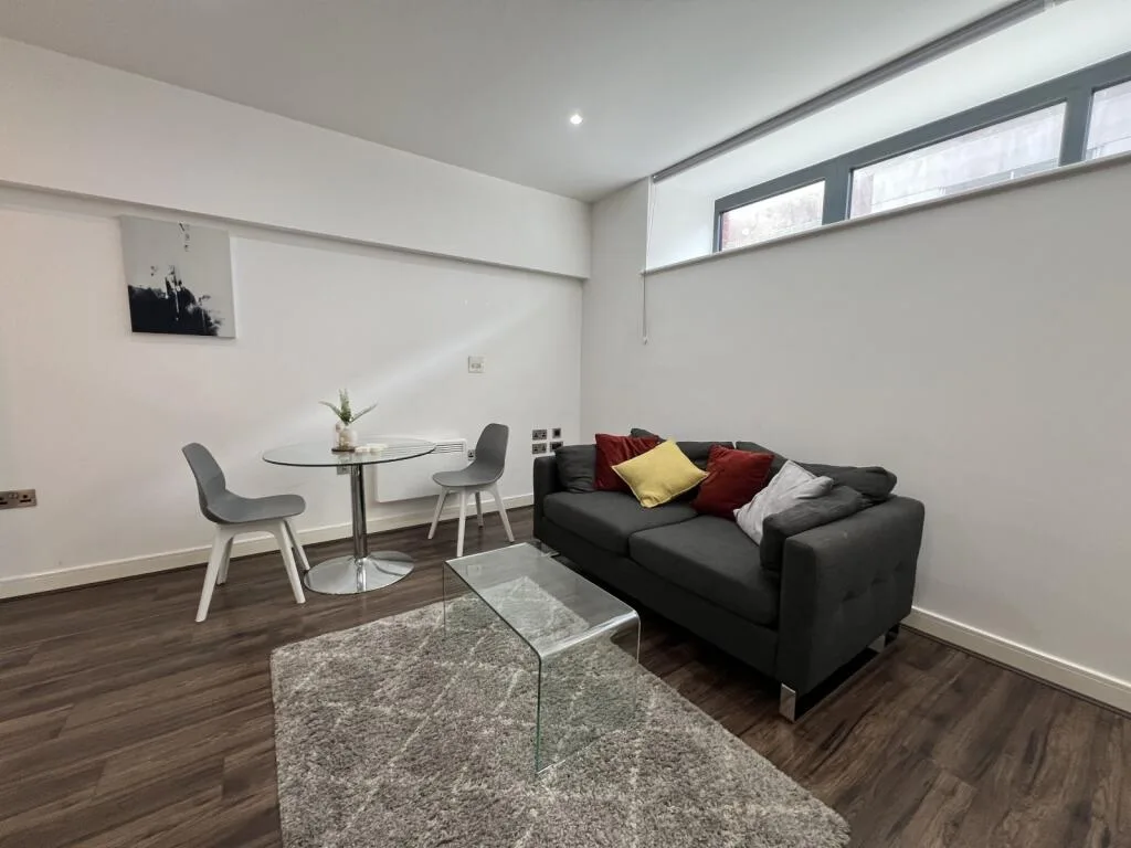 Studio flat for rent