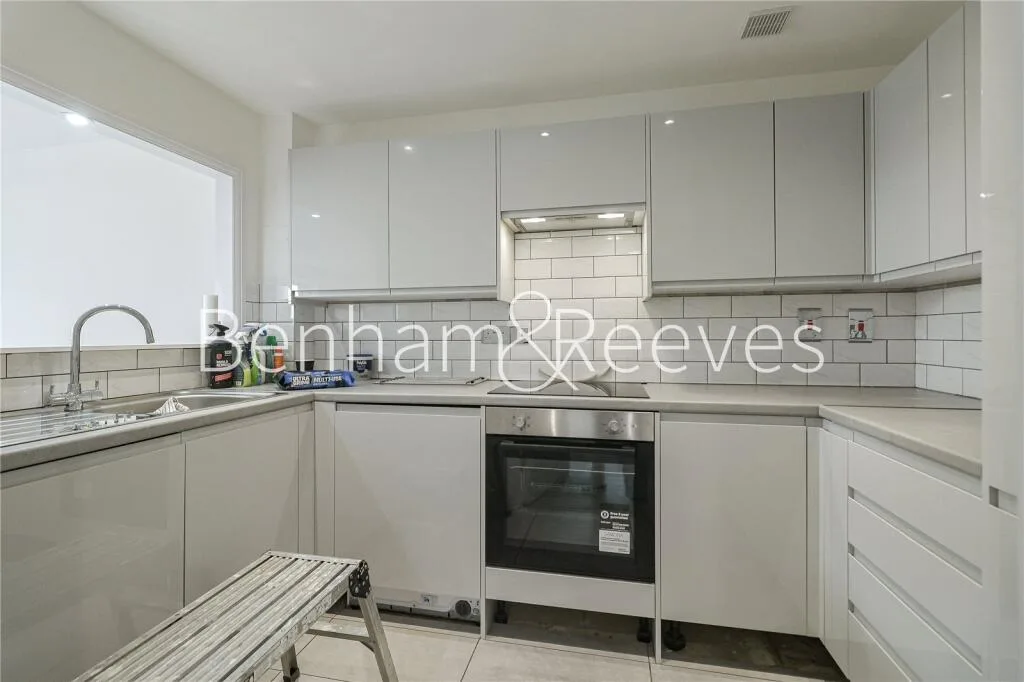 3 bedroom apartment for rent