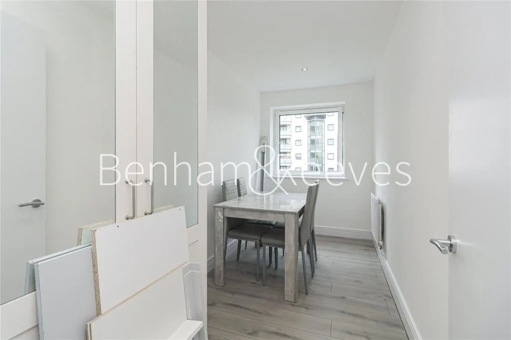 3 bedroom apartment for rent