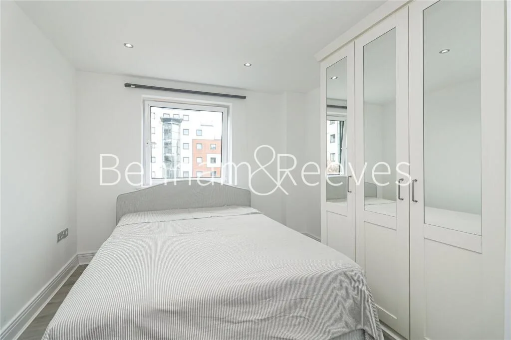 3 bedroom apartment for rent