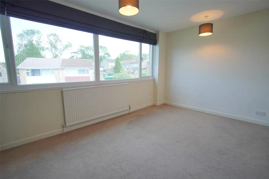 3 bedroom link detached house for rent