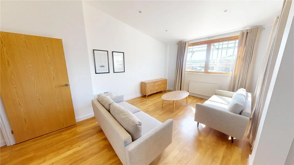 2 bedroom penthouse for rent