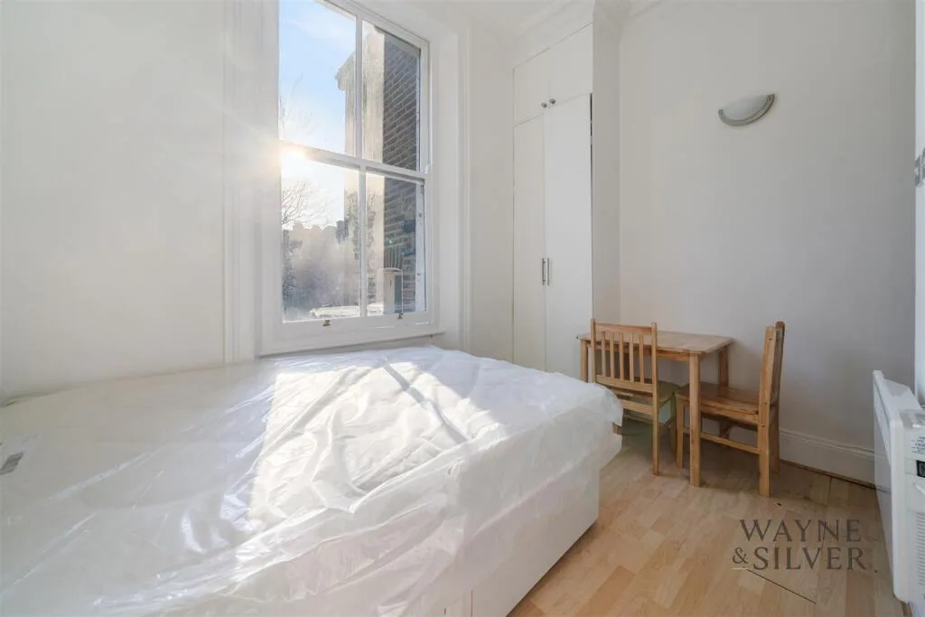 Studio apartment for rent