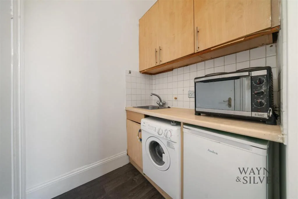 Studio apartment for rent