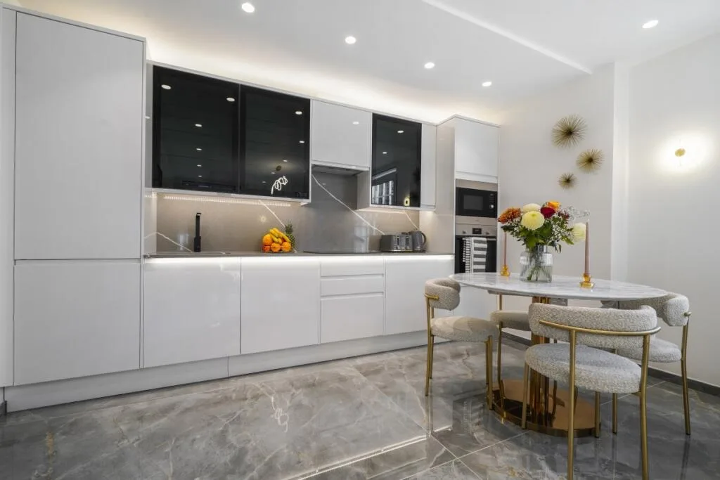 4 bedroom flat for rent