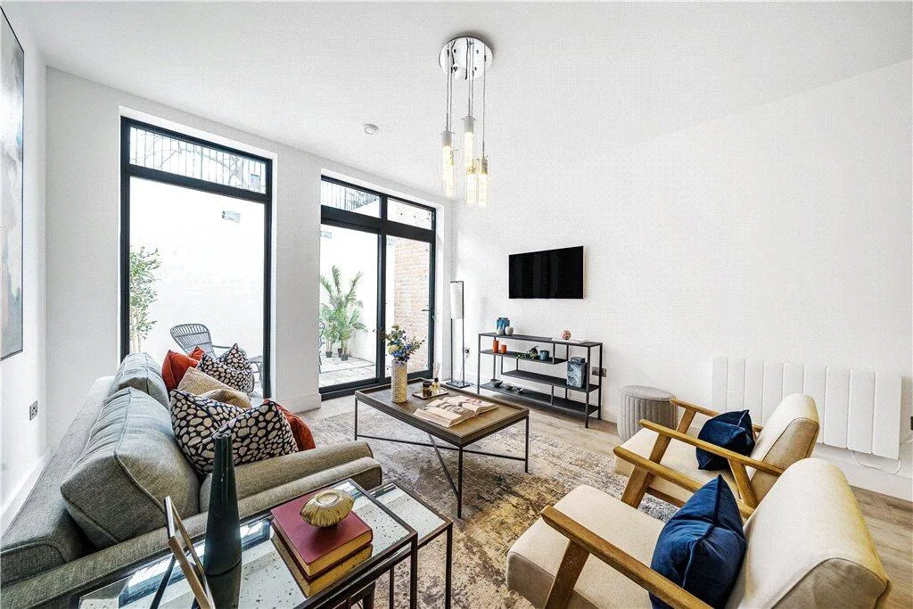 2 bedroom flat for rent