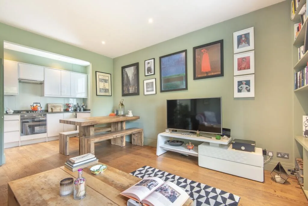 2 bedroom flat for rent