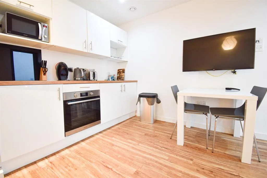 Studio flat for rent