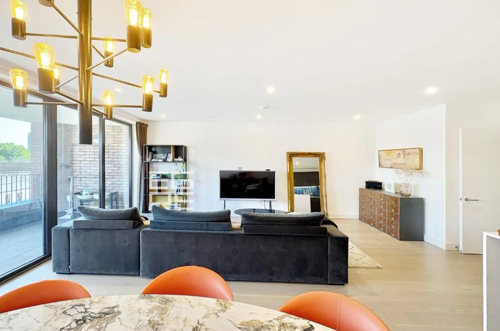 3 bedroom flat for rent
