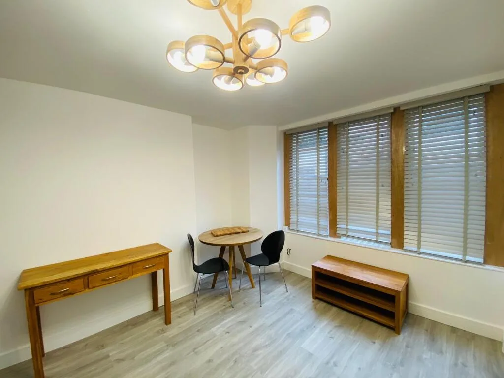1 bedroom apartment for rent